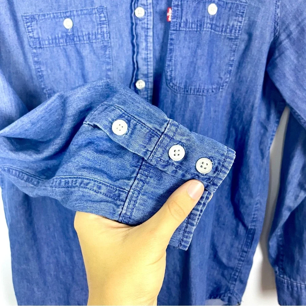 Levi's Mens Denim Button Down Shirt Classic Chambray Western Workwear Size Small
